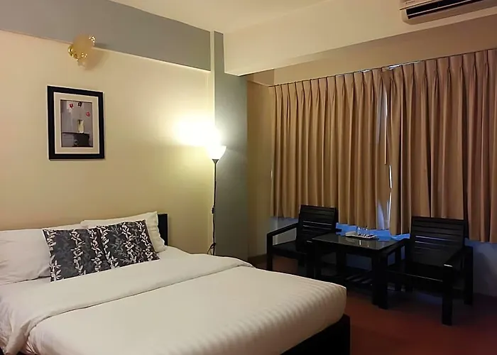 Crown Bts Nana Hotel Bangkok